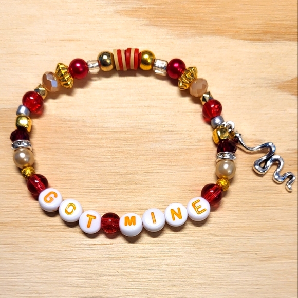 Look what you made me do- Taylor Swift Friendship Bracelet - Picture 2 of 6